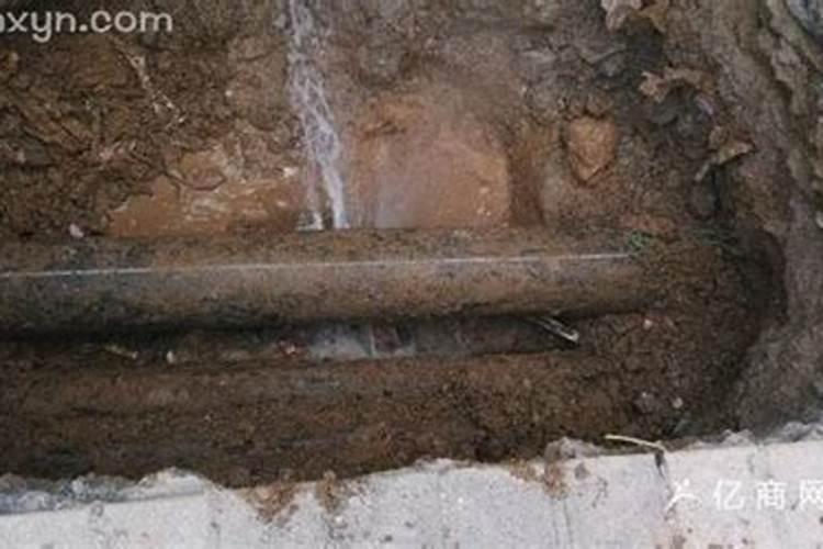 怀孕的人梦见水管漏水什么意思？