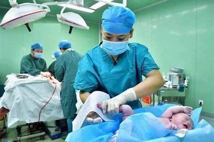 中秋节出生的婴儿