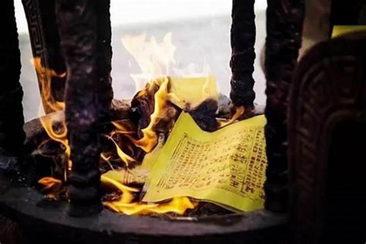 拜填还阴债念什么经呢？