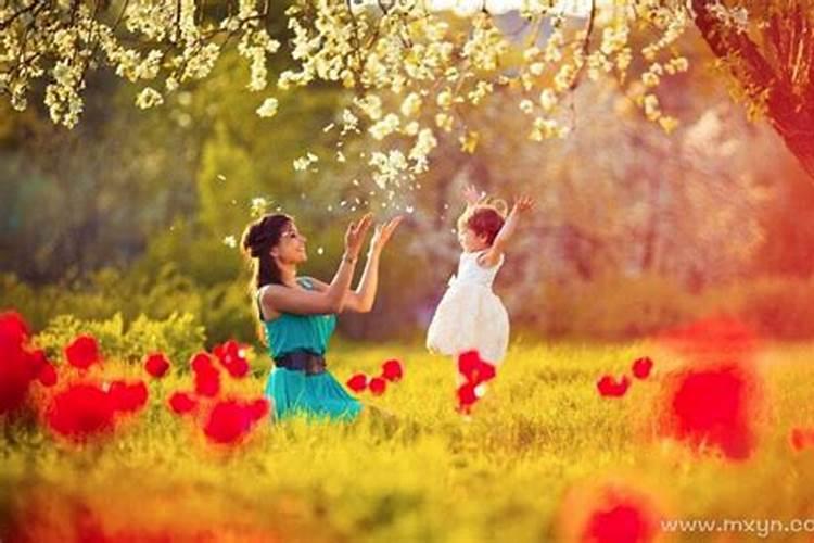 梦见女人想亲近自己