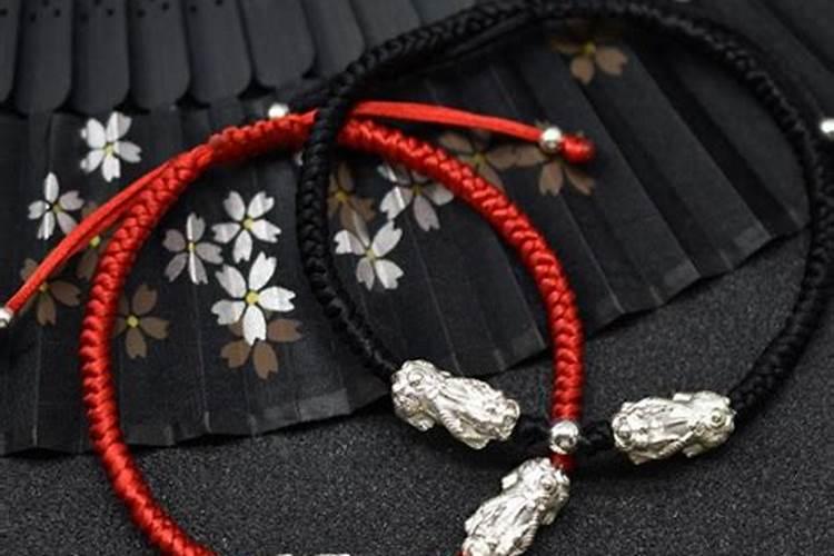 本命年男士戴什么转运？