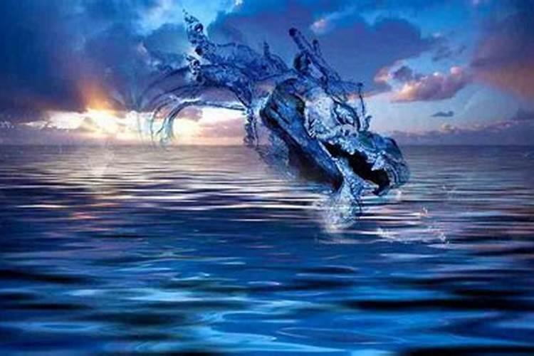 梦见龙在水里游是什么兆头？