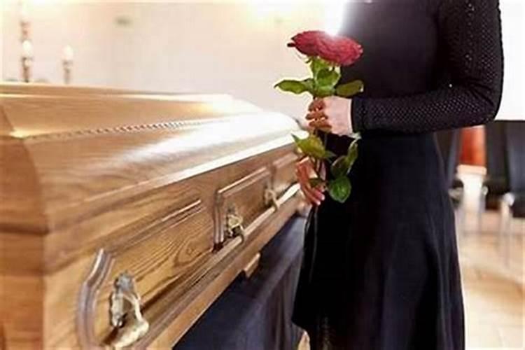 梦到被杀死是什么意思？