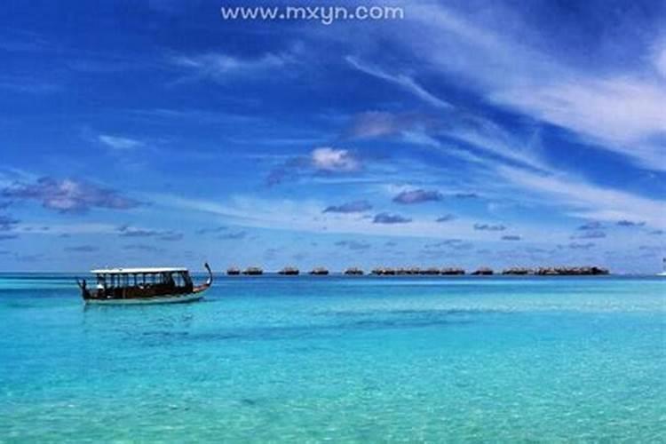 梦见大海老公在海边