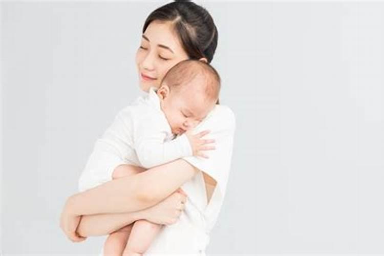 梦见抱小孩是怎么回事儿？