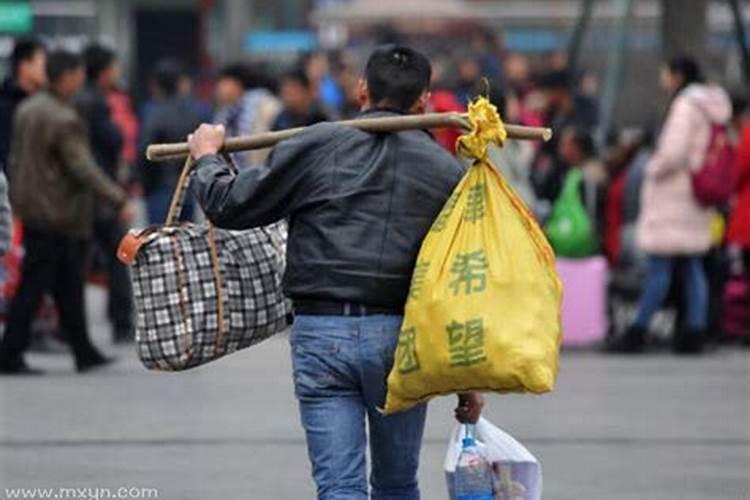 出门在外梦见自己回家了