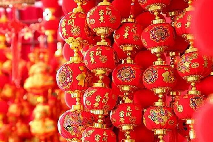 财神节挂灯笼挂哪里比较好？