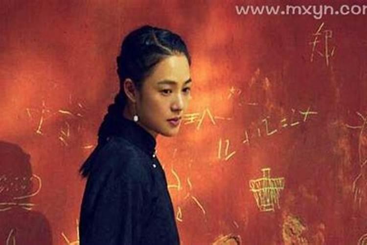 梦见女仇人和自己说话好吗？