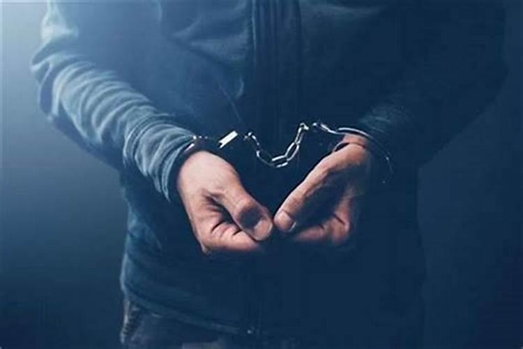 梦见叔叔和爸爸是什么意思？