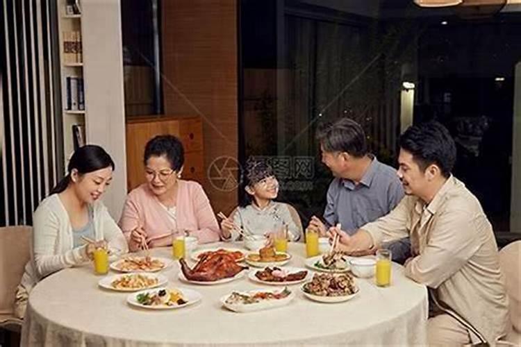孕妇梦见死去的亲人一起吃饭