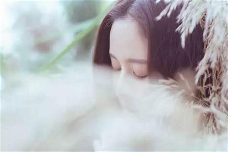 梦见的人其实也在想你什么意思？