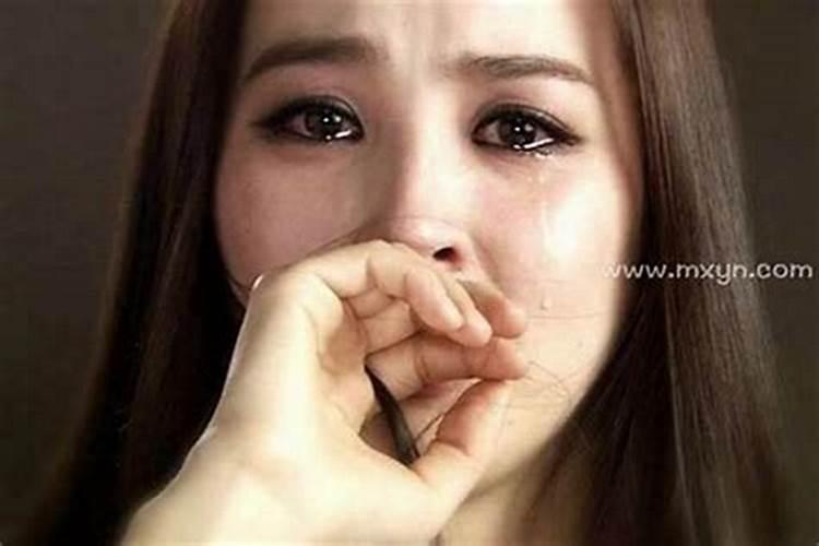 梦见妹妹哭得很伤心有什么征兆？