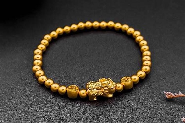 74年虎本命年戴什么金饰？