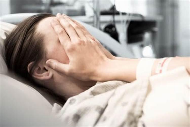 梦见死去的亲人过世的样子