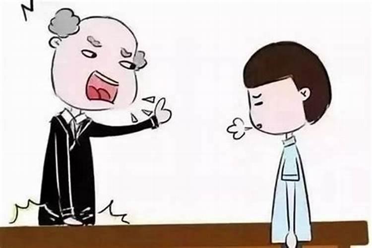 梦见老板和自己很亲近