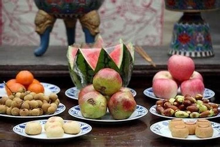 七月十五上坟水果怎样摆？
