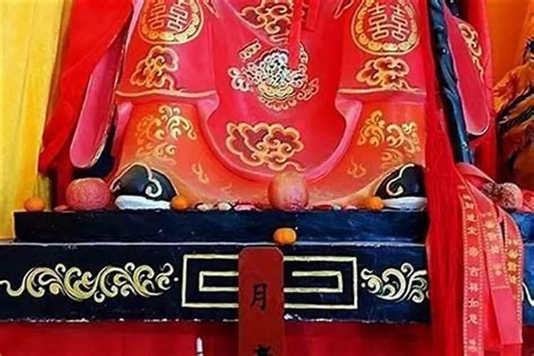 庙里给亲人做法事