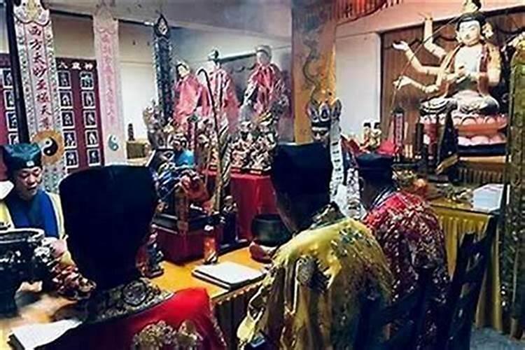 去寺院做专场婴灵超度