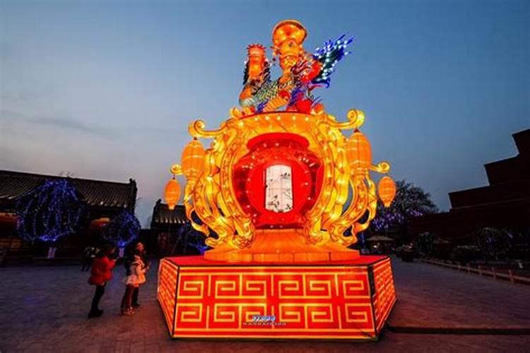 山西正月十五到哪看花灯？