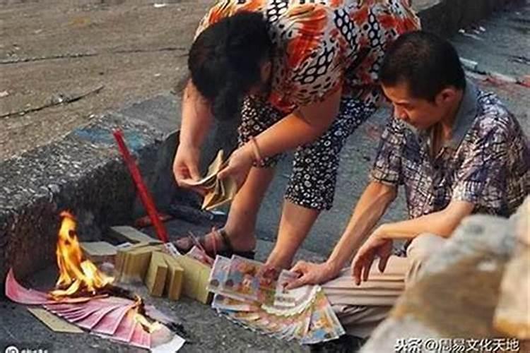 厦门七月十五祭拜亡灵吗？