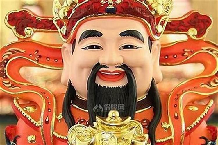 财神爷对着床放好不好？