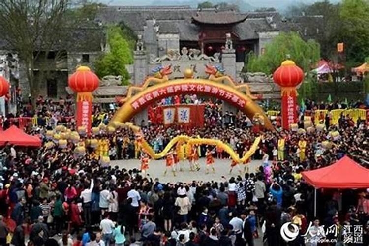 七月十五的吉祥习俗