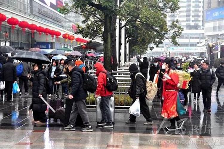 农历小年迎来客流高峰时间