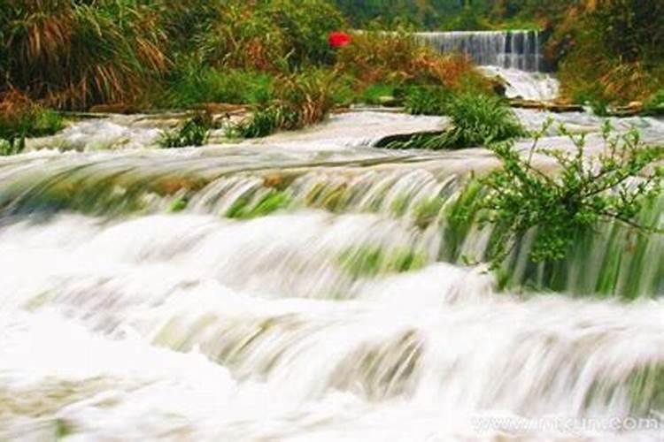 梦见发大水周公解梦原文