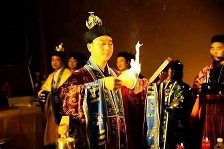 民间去世的人怎么做法事？