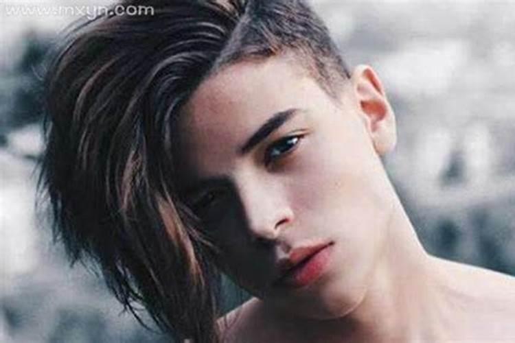 梦见爸爸留了长头发