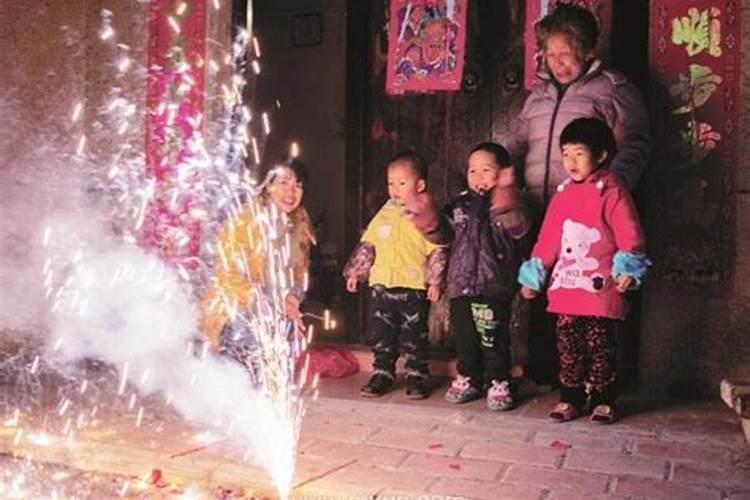 梦见上坟放鞭炮是什么预兆解梦？