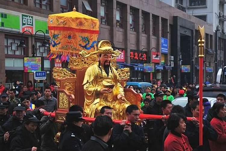 潍坊财神节去哪里？