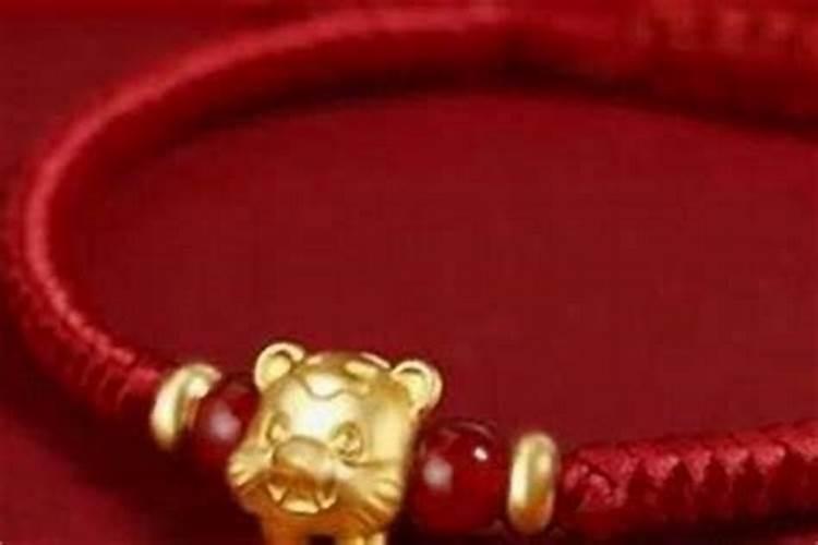虎的本命年戴什么首饰？