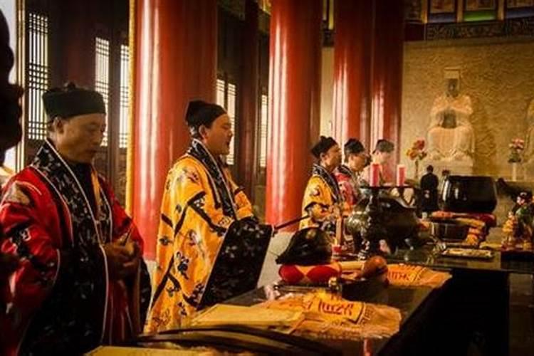 超度亡灵是上午还是下午？