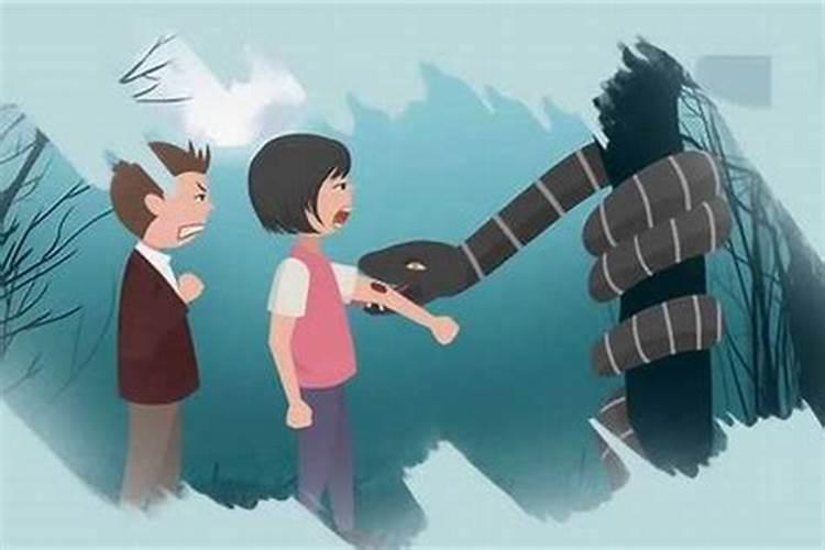 梦见被蛇咬到手是什么意思女？