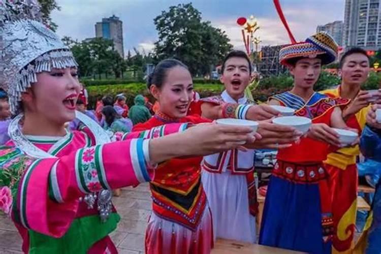 云南的春节习俗