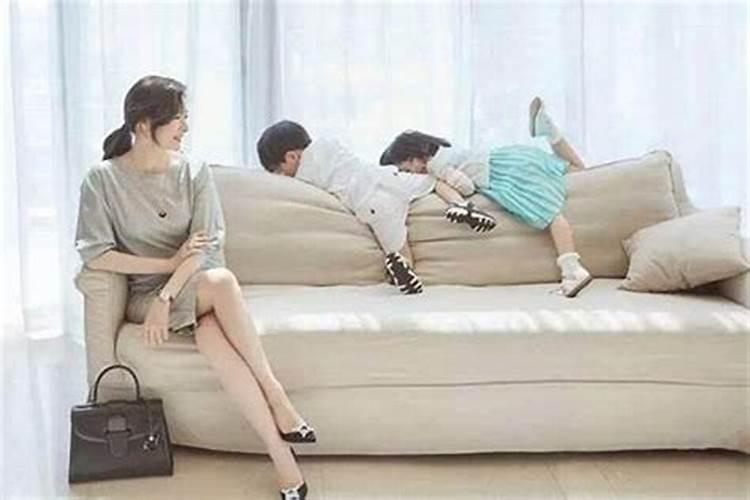 梦见老婆生了个儿子是别人的儿子