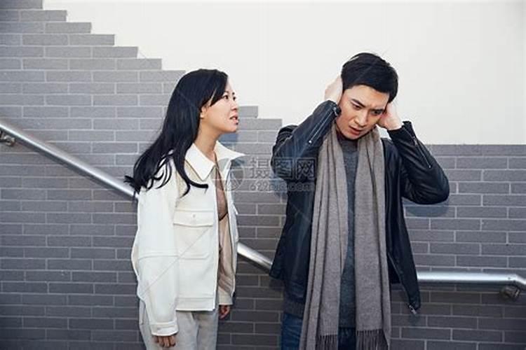 梦到与女友吵架分手了