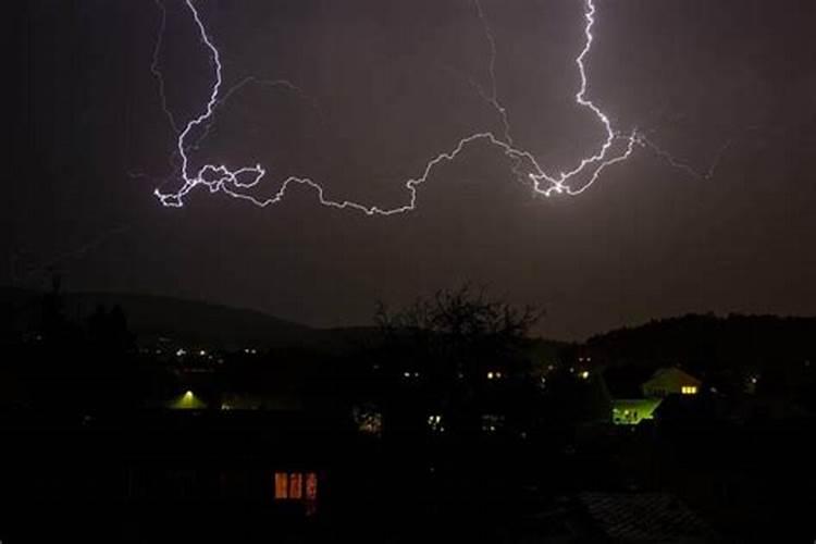 三月十五打雷的预兆