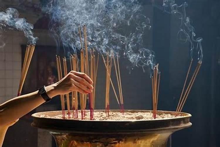 三月十五去哪里上香？